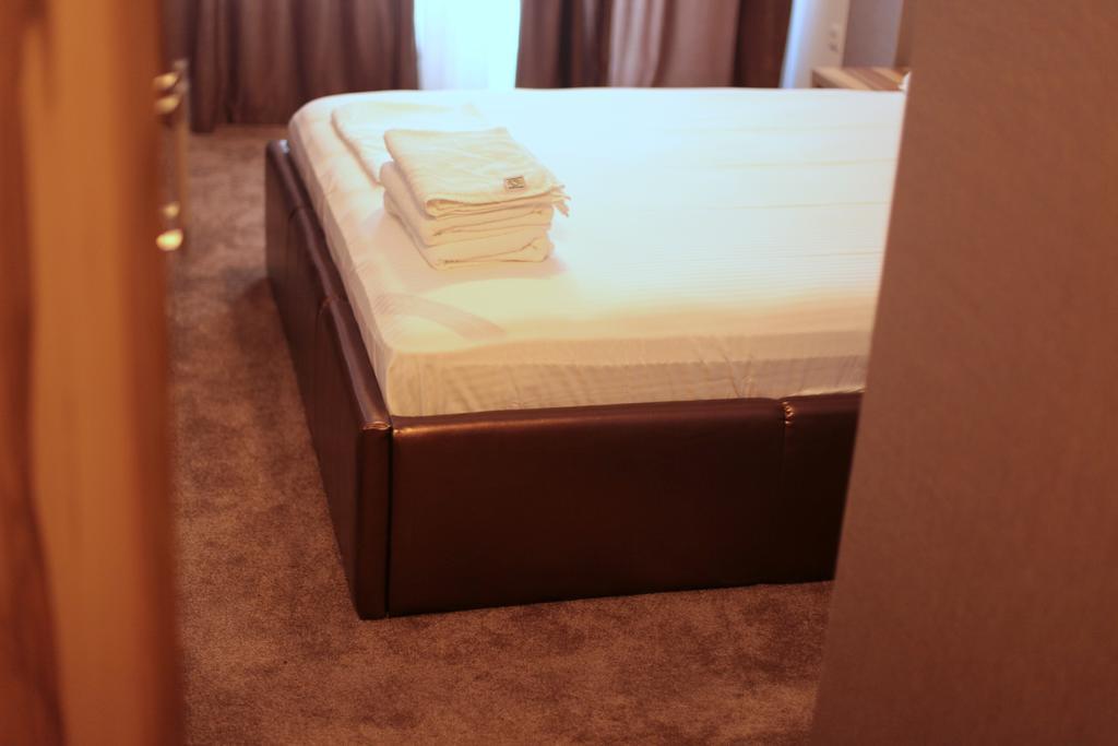 Hypnotique Hotel Navodari Ngoại thất bức ảnh