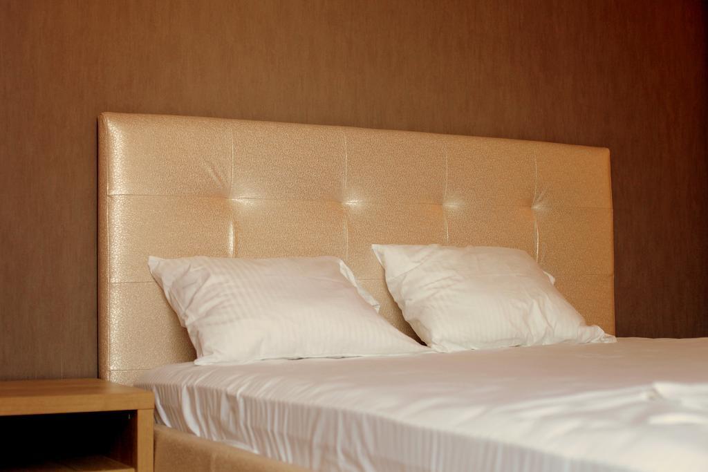 Hypnotique Hotel Navodari Ngoại thất bức ảnh