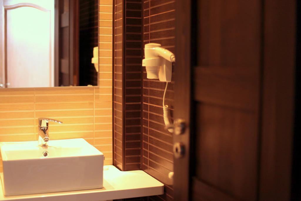 Hypnotique Hotel Navodari Ngoại thất bức ảnh
