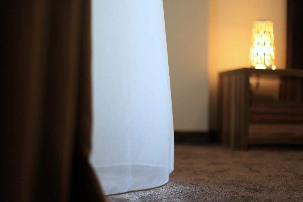 Hypnotique Hotel Navodari Ngoại thất bức ảnh